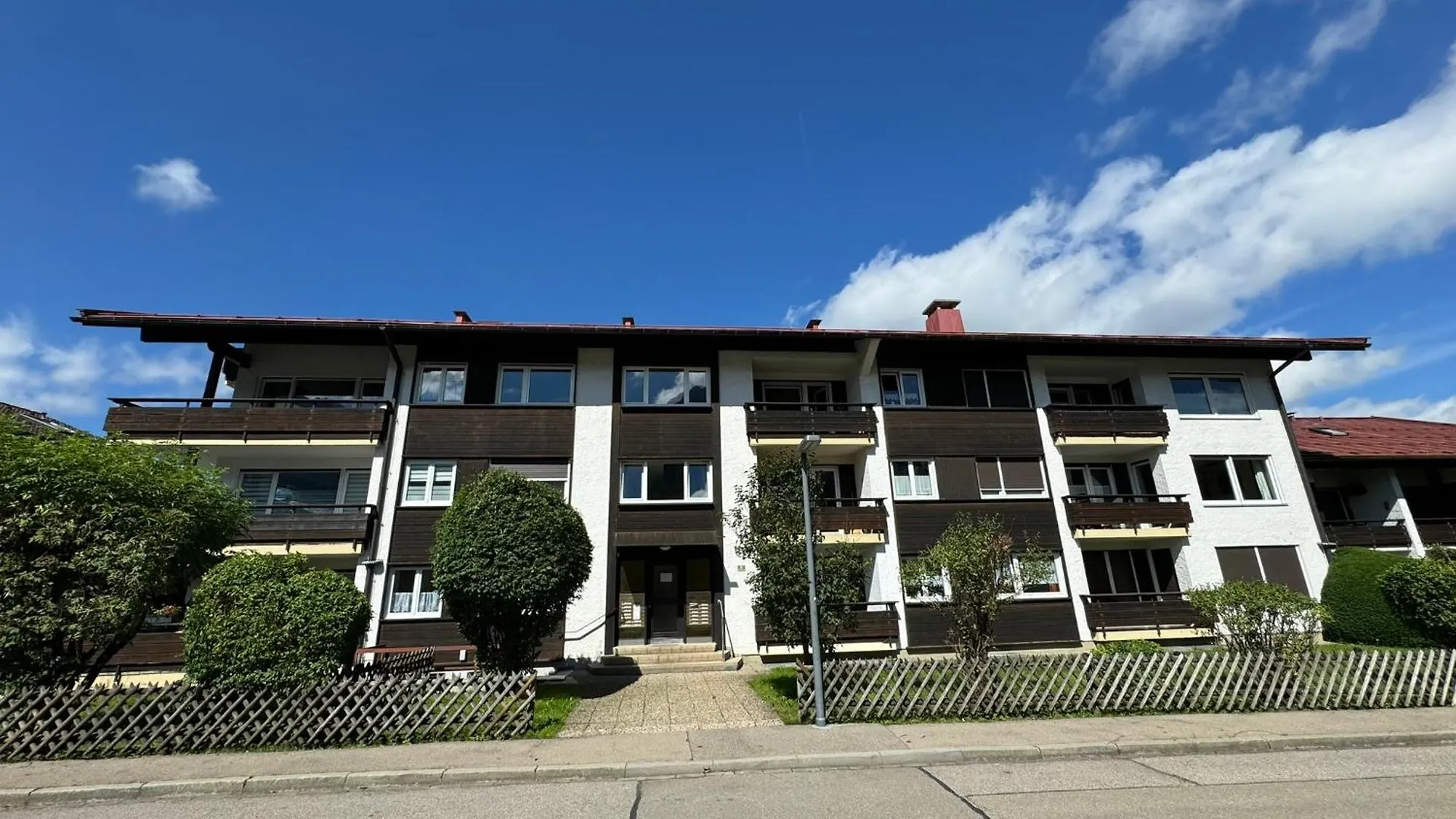 Apartment Zur Gluecklichen Gams - Ferienwohnung Mit Huettenvibes In Oberstdorf Fuer 1-8 Gaeste