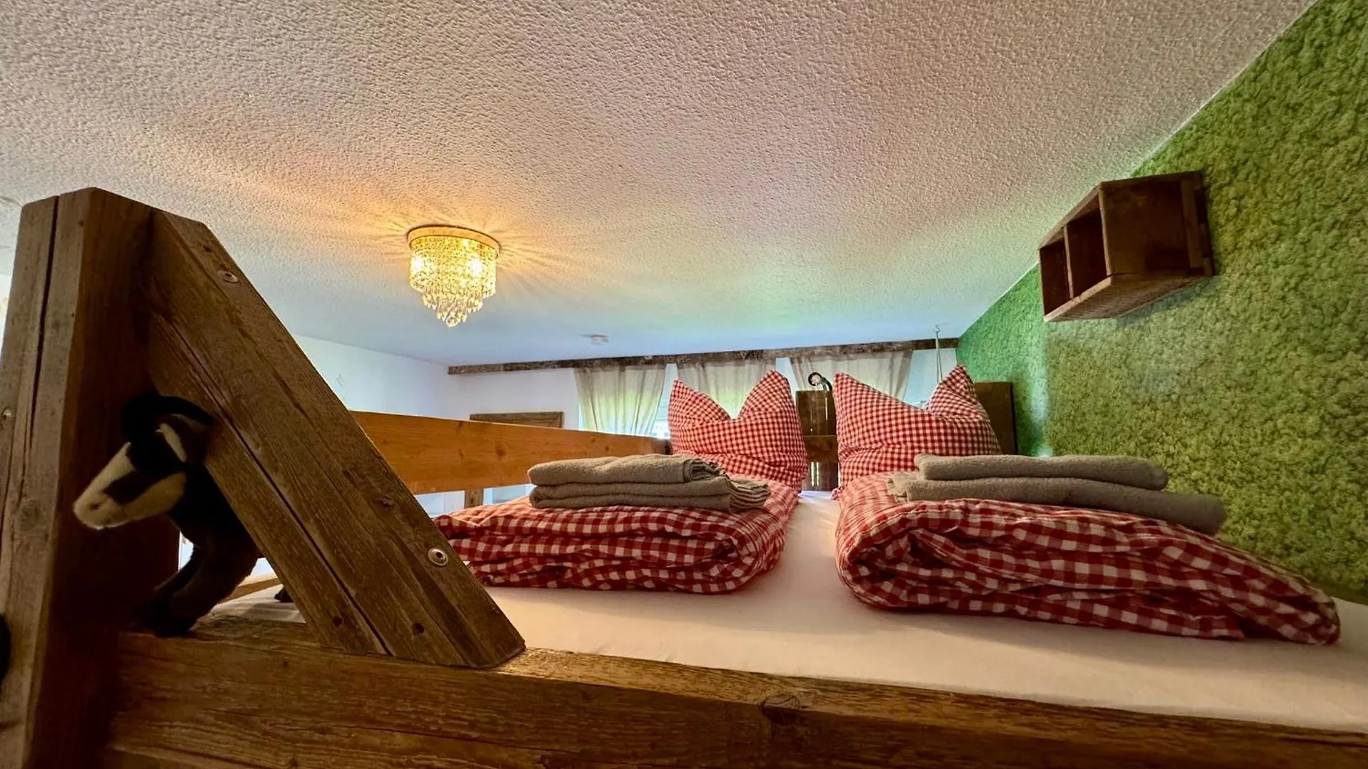 Zur Gluecklichen Gams - Ferienwohnung Mit Huettenvibes In Oberstdorf Fuer 1-8 Gaeste Apartment